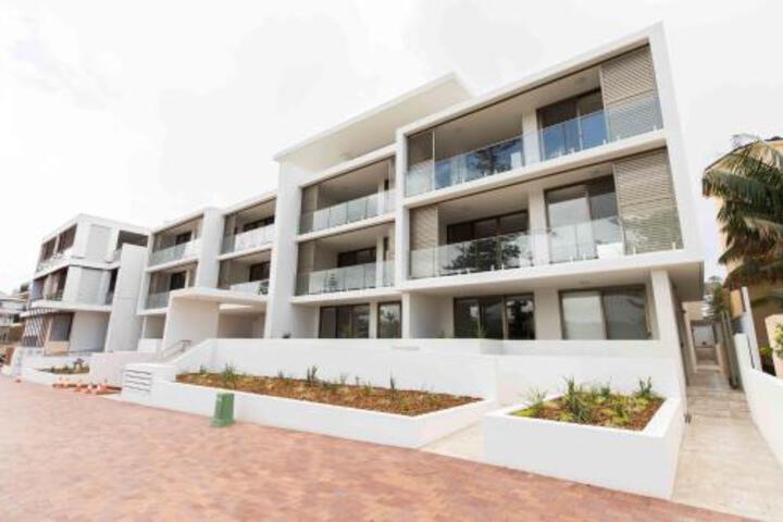 Curramore NSW Accommodation Broadbeach