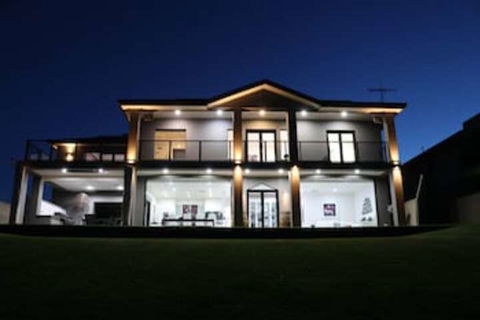 River Devine Murray Bridge - Accommodation Broadbeach 0