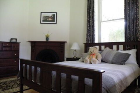 Thalia Getaway Villa - Accommodation Broadbeach 6