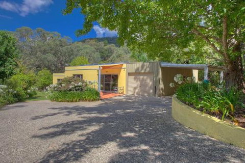A Bach At Bright Bright VIC - Accommodation Broadbeach 1