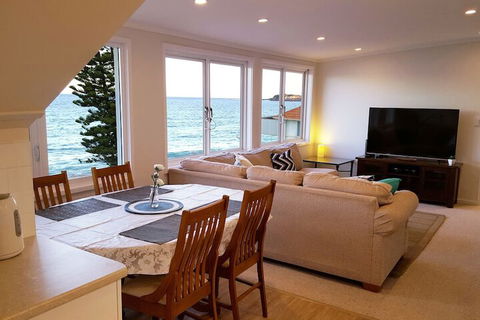 Coachhouse On The Beach - Accommodation Broadbeach 6