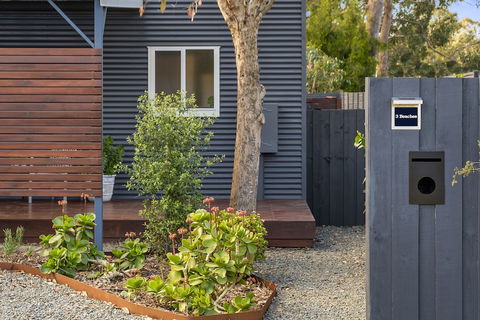 Three Beaches - Chic Eco Home Tasmania - Accommodation Broadbeach 1