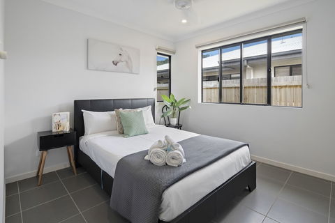 Whitsunday Family Escape - Accommodation Broadbeach 1