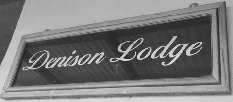 Denison Lodge - Accommodation Broadbeach 3