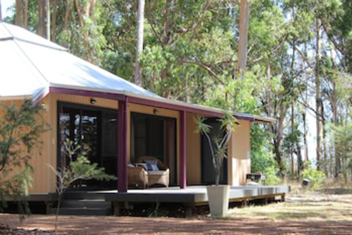 Treeton WA Accommodation Broadbeach