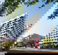 H on Smith Hotel - Accommodation Broadbeach