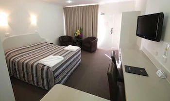 Nundroo SA Accommodation Broadbeach