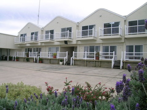 A Great Ocean View Motel - Accommodation Broadbeach 2