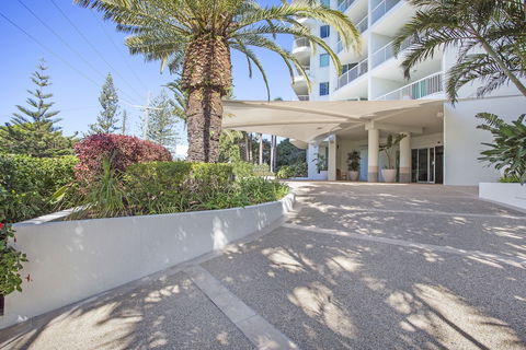 Crystal Bay On The Broadwater - Accommodation Broadbeach 2