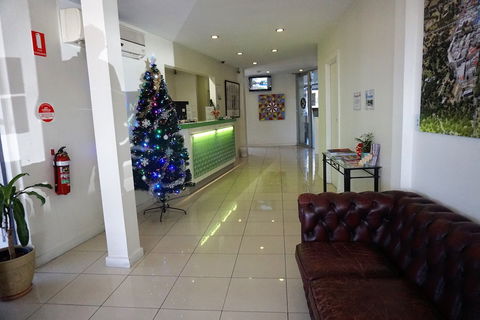 Jacksons Motor Inn - Accommodation Broadbeach 1