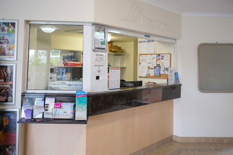 Miami Beachside Holiday Apartments - Accommodation Broadbeach 2