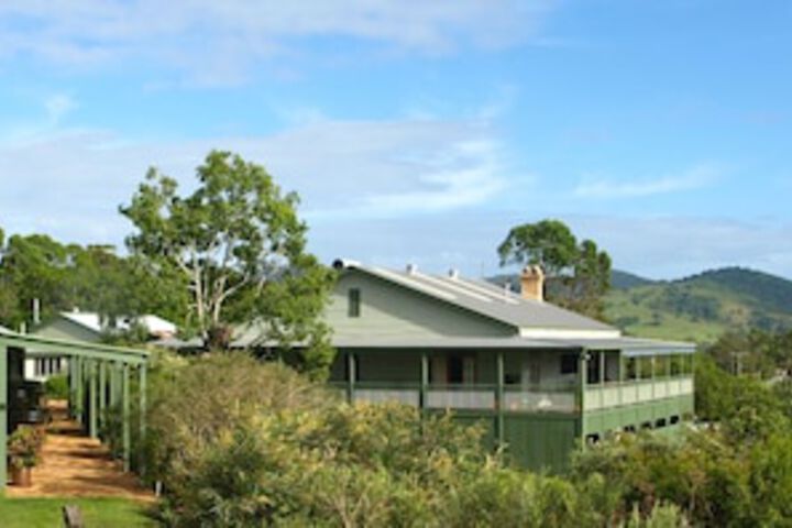 Neerdie QLD Accommodation Broadbeach