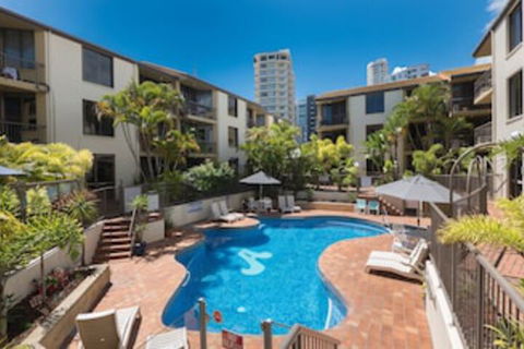 Aussie Resort - Accommodation Broadbeach 0