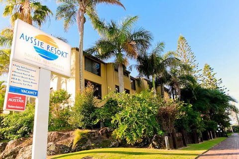 Aussie Resort - Accommodation Broadbeach 2