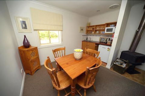 Riesling Trail & Clare Valley Cottages - Accommodation Broadbeach 7