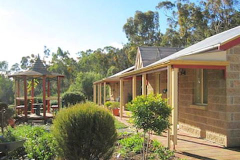 Riesling Trail & Clare Valley Cottages - Accommodation Broadbeach 2