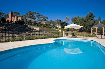 Brice Hill Country Lodge - Accommodation Broadbeach 1