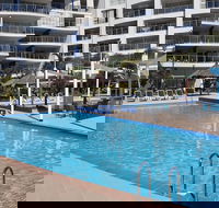 Pier Resort - Accommodation Broadbeach
