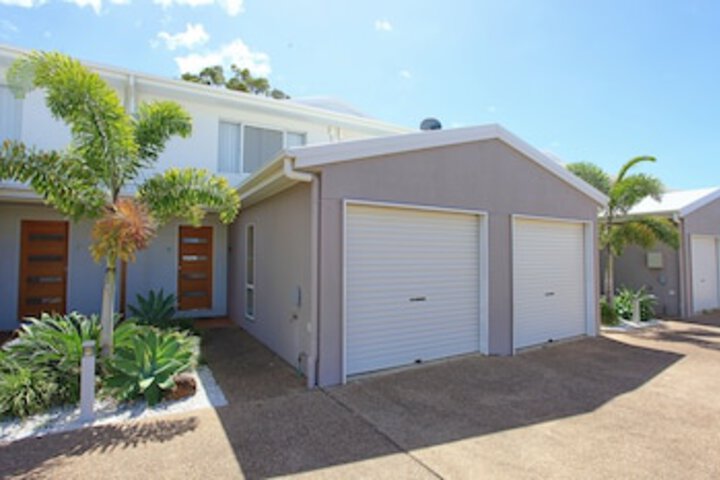 Svensson Heights QLD Accommodation Broadbeach