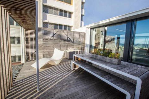 Avalon City Retreat - Accommodation Broadbeach 0
