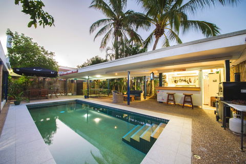 The Cosmopolitan Motel And Serviced Apartments - Accommodation Broadbeach 4