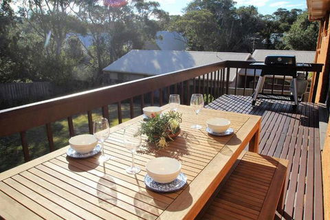 BARRELS At BOOMERANG - Accommodation Broadbeach 7