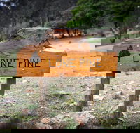 Lone Pine Farmhouse - Accommodation Broadbeach
