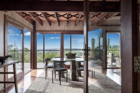 Eastern Rise Main House - Accommodation Broadbeach 4