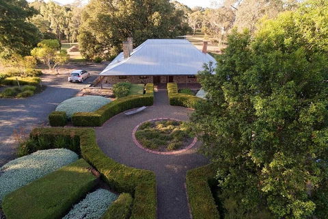 Jacobs Estate Cottage - Accommodation Broadbeach 0