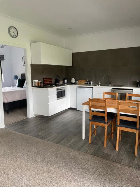 Appleyard BnB - Accommodation Broadbeach 3