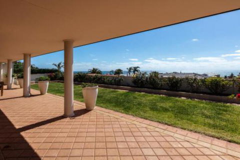 Maidstone Executive Residence - Accommodation Broadbeach 3