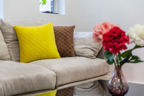 Relax In A Spacious & Modern Townhouse In Asquith - Accommodation Broadbeach 3