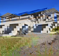 Georges Bay Luxury - Accommodation Broadbeach