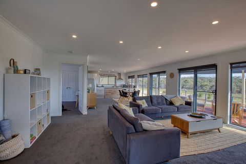 NORâ€™EAST Beaumaris - Accommodation Broadbeach 4