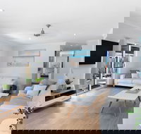 Whitsunday Palms - Accommodation Broadbeach