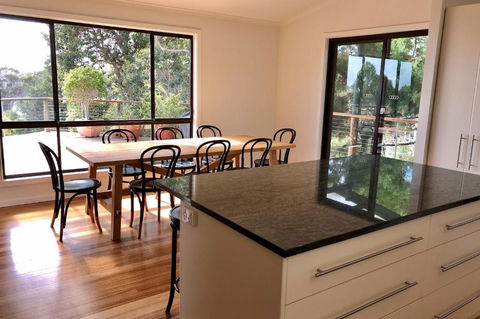 HIDDEN HAVEN Binalong Bay - Accommodation Broadbeach 2