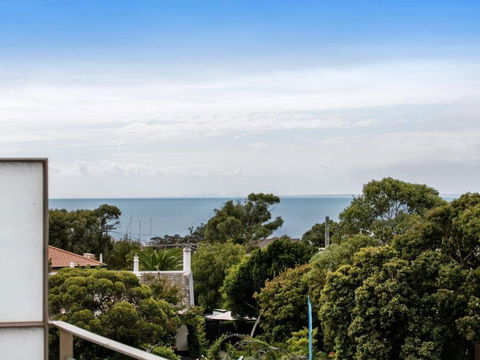 NORTH POINT RETREAT MORNINGTON - Accommodation Broadbeach 1