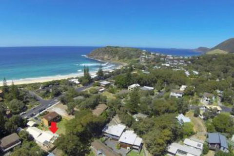 BEACHSIDE VILLA 2 - Accommodation Broadbeach 6