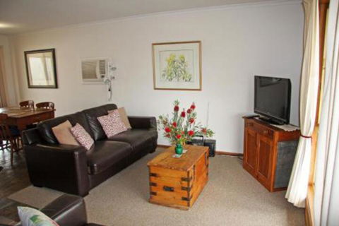 Windmill Cottage - Accommodation Broadbeach 7