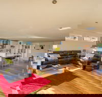 Seaview Apartment - Accommodation Broadbeach