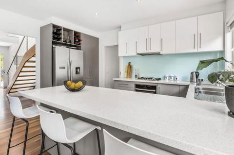 BANGALOW MORNINGTON - Accommodation Broadbeach 2