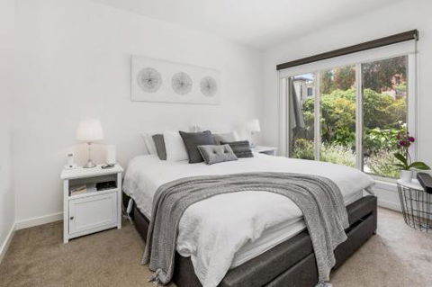BANGALOW MORNINGTON - Accommodation Broadbeach 5