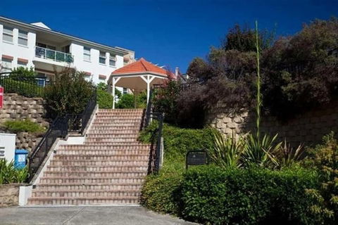 HC102 Karrabee Avenue Huntleys Cove - Accommodation Broadbeach 1