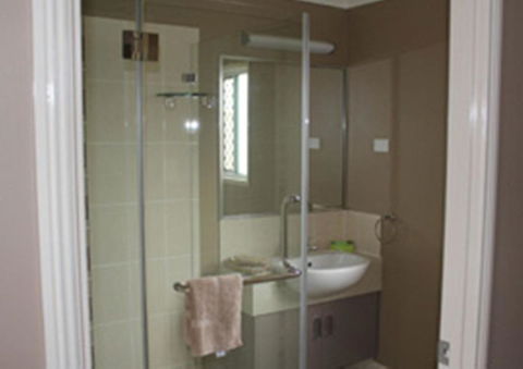 Cosmos Country Motor Inn - Accommodation Broadbeach 2