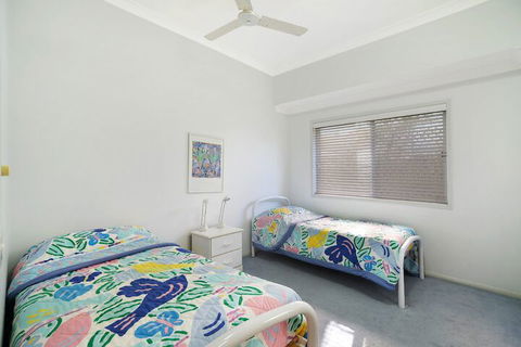 Jacana Sands 2 - 2/26 Jacana Street - Accommodation Broadbeach 6