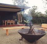 Bush  Beach Family Retreat - Accommodation Broadbeach