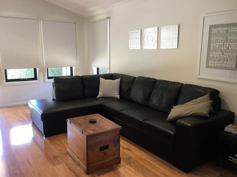 Rail Trail Cottage - Accommodation Broadbeach 5