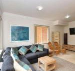 Close to Jimmys Beach - Accommodation Broadbeach
