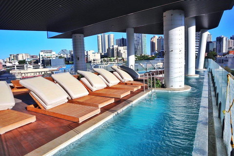 FV By Serain Residences - Accommodation Broadbeach 4