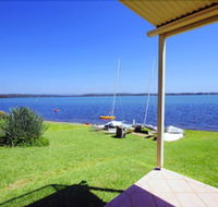 Blue Water at Mannering Park - Accommodation Broadbeach